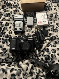 Canon PowerShot G10 Digital Point & Shoot Camera - Picture 1 of 18
