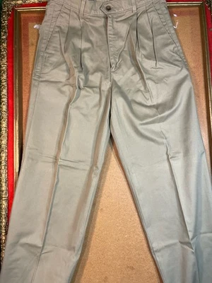 Mens Dockers Pants 29x30  Khaki Slim Fit Flat Front Stretch Gently Worn  School - Image 1 of 4