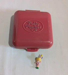 Polly Pocket Polly's World Fun With Doll Red Square Compact VTG 1989 Bluebird - Bild 1 von 9