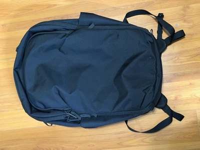 Mochila Rework Gear Toshi Pack 20L usada una vez Foto 1 de 3