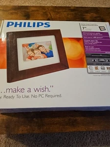 Philips Digital Photo Frame- 7 Inch -SPF3470/G7. -NEVER USED - Picture 1 of 19