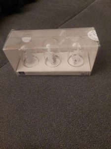 LED-Dekoglöckchen mit Glaskuppel und Dekofiguren aus Holz, Tchibo - Bild 1 von 3