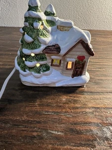 BELEUCHTETES SCHNEEHAUS MADE IN TAIWAN - Bild 1 von 7