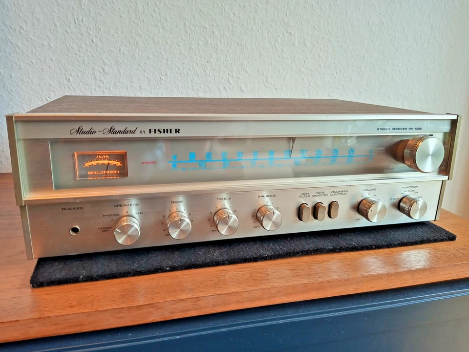 RICEVITORE STEREO FISHER RS 1022, RADIONUSSBAUM, VINTAGE, RESTAURATO. LEGGI BENE - Immagine 1 di 4