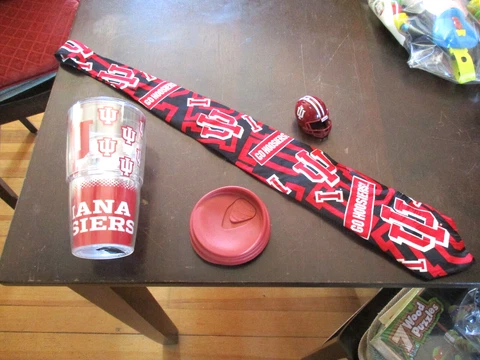 NEW INDIANA HOOSIERS THERMO-SERV TUMBLER 24ozs.,1994 SILK NECK TIE 60'' & HELMET Cover