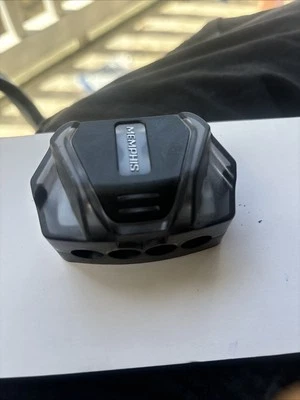 Memphis Audio Distribution Block Two 0 AWG Inputs Four 4 Gauge Outputs DBLOCK - Image 1 of 4