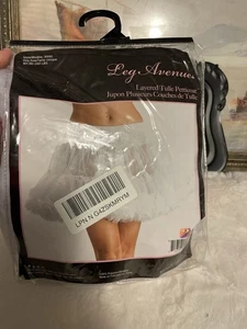 LEG AVENUE KNEE LENGTH WHITE ORGANZA PETTICOAT SKIRT ( ONE SIZE: 90/160LBS) - Picture 1 of 3