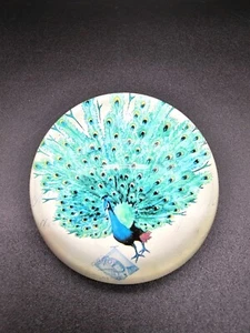 Pfau Kunst Glas Briefbeschwerer bunt - Bild 1 von 8