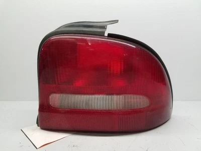 Luz trasera derecha pasajero compatible con 95-99 NEON 5601 Foto 1 de 4