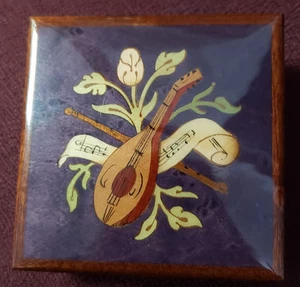 Marino Holz Intarsien Sorrent Italien Schmuckkästchen Handarbeit Vintage - Bild 1 von 7