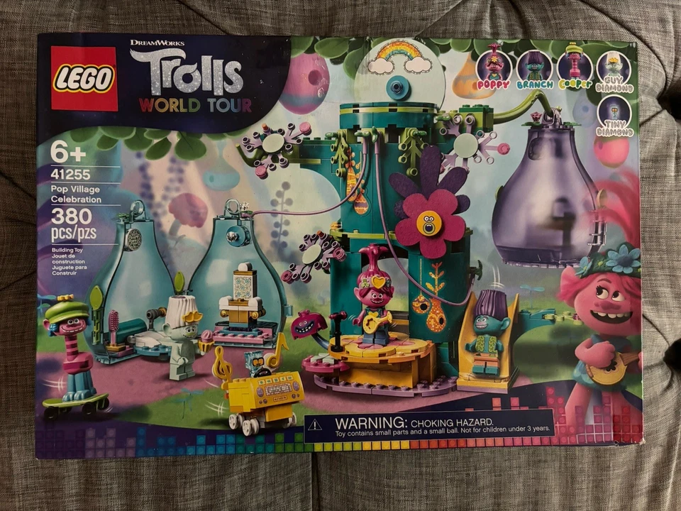 LEGO Retired Set #41255 Trolls World Tour Pop Village Celebration New Sealed - Image 1 of 4