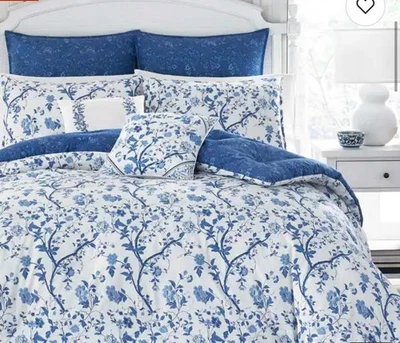Laura Ashley Elise Twin Duvet Cover Set – 100% Cotton - Image 1 of 4