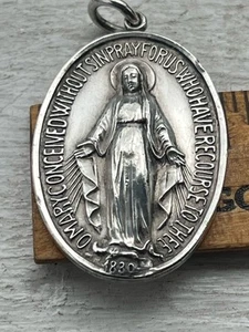 Large sterling silver Miraculous Virgin Mary crushing snake pendant medal 12.16g - Picture 1 of 19