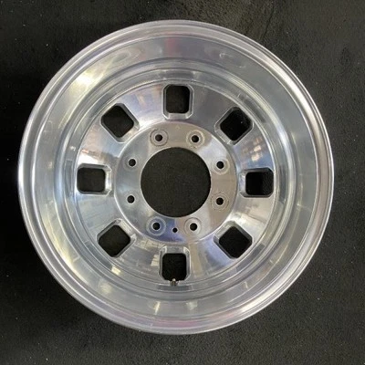 Roda traseira GMC Chevrolet Polished Sierra 3500 Pickup fabricante de equipamento original 18” original 14129 - Imagem 1 de 4