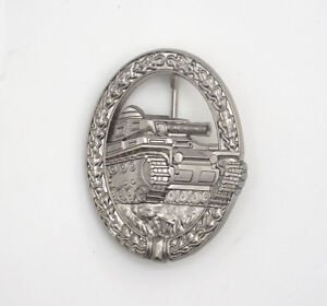 GERMAN ARMY WW2 1957 Panzer Assault Badge in Silver
