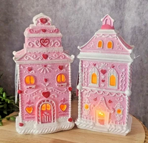 Valentines Day Pink Glitter Resin Gingerbread House Lightup 7" Tall Set of 2 NEW - Picture 1 of 12
