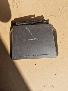 NETGEAR R7000-100PAS Nighthawk AC1900 1300 Mbps Wireless AC Router - Picture 1 of 2