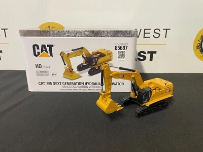 DIECAST MASTERS 1:87 SCALE CAT 395 NEXT GENERATION HYDRAULIC EXCAVATOR - Image 1 of 4
