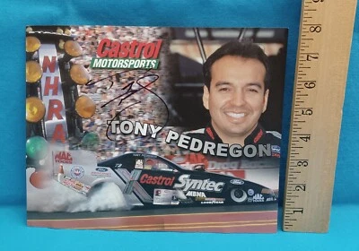 Impresión fotográfica firmada "Tony Pedregon" - Castrol Motorsports NHRA coche divertido Foto 1 de 3