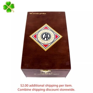 Caja de cigarros de madera vacía dorada CAO Corona Gorda 7" x 4,5" x 3,5" - Imagen 1 de 12
