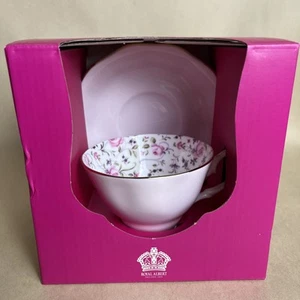 Royal Albert Rose tazza da tè confetti 6,5 once e set Sauer nuovo con scatola - Foto 1 di 5