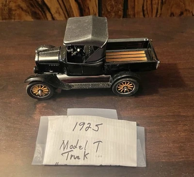 Raro Danbury Como Nuevo 1925 Ford Negro Modelo T Runabout Die-Cast Metal Escala 1:25 Foto 1 de 4