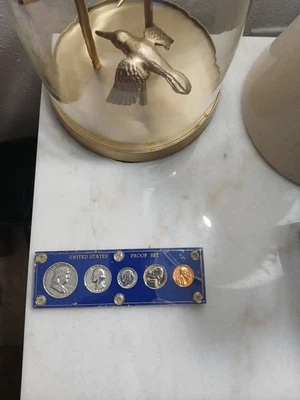 1958 US Coins Proof Set 90% Silver Half Dollar, Quarter Dime in Acrylic Holder & - Image 1 of 4