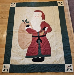 Vintage Christmas Santa Handmade Red Green Quilt 60"x50" - Picture 1 of 4