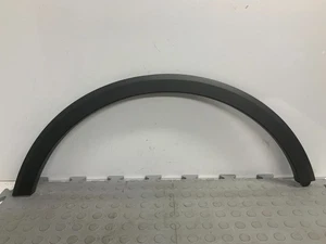 MG ZS PASSENGER SIDE REAR WHEEL ARCH TRIM 10734127 - Picture 1 of 7