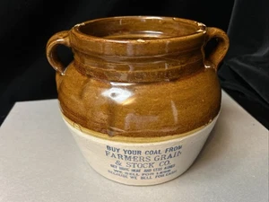 ‘Farmers Grain & Stock Co’ Menno SD Red Wing Stoneware Advertising Bean Pot - Foto 1 di 13