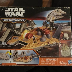 Micro Machines Star Wars the Force Awakens Millennium Falcon Playset Hasbro new - Picture 1 of 6