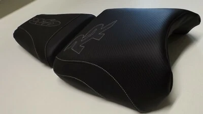 HONDA 93/97 CBR900RR NEGRO C.F. FUNDAS DE ASIENTO PERSONALIZADAS TEXTURA DELANTERAS Y TRASERAS 94/95/96 Foto 1 de 4