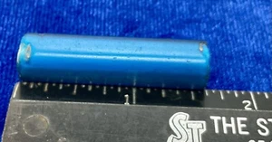 Eine alte blaue Nueva Cadiz Perle. Misst 1,60 Zoll oder 40 mm in der Länge - Bild 1 von 5