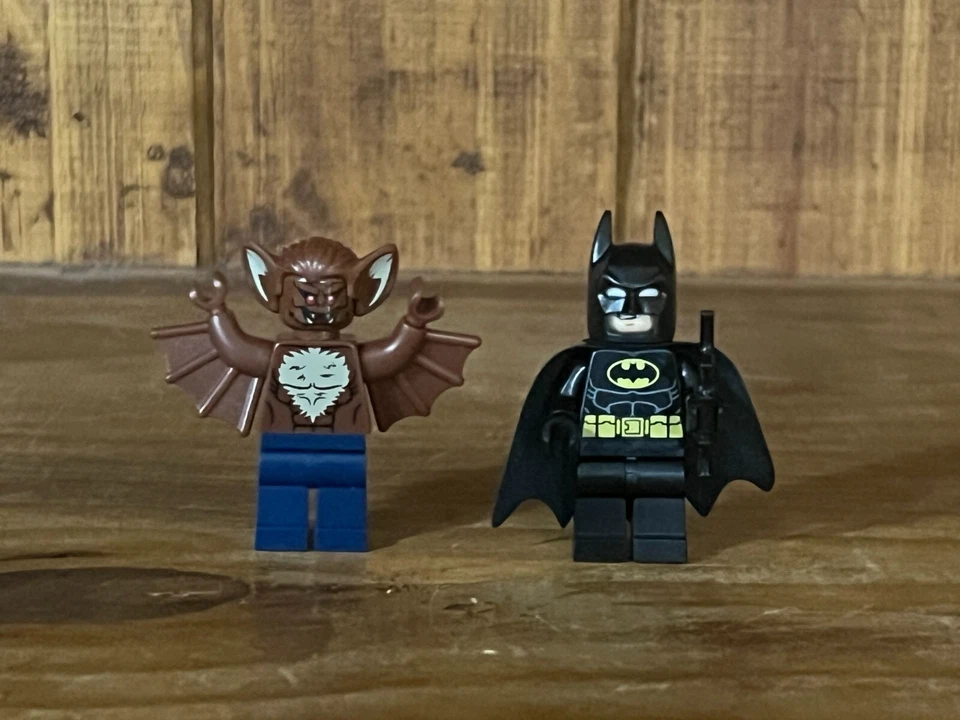 LEGO Batman and Man-Bat Minifigure sh086 (2014) (70611, 7095) - Image 1 of 1