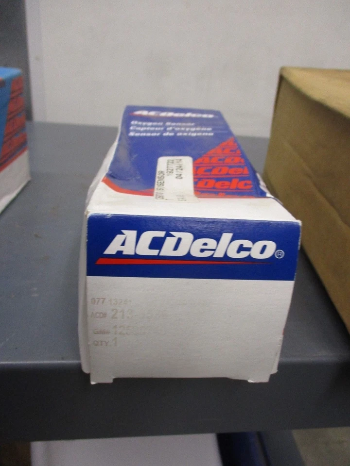 ACDelco 213-4240 GM Oxygen Sensor - Image 1 of 1