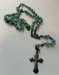  Antiker Türkis Glas Zierlicher Perlen Rosenkranz FRANKREICH  - Bild 1 von 9