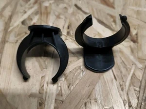2x Ikea 139995 Ersatzteil Clip für Sockelleiste Metod Schwarz Neu - Bild 1 von 1