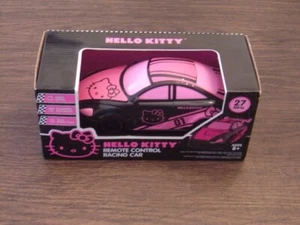 Neu im Karton 2024 Hello Kitty ferngesteuerter Rennwagen 27 MHz Maßstab 1:24 von Sanrio - Bild 1 von 7