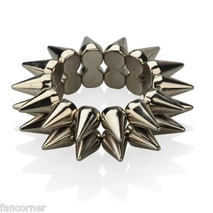 Bracelet piques couleur métal bracelet punk rock biker Style Stretch Bracelet - Picture 1 of 1