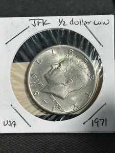 1971 Kennedy JFK Half Dollar - Picture 1 of 2