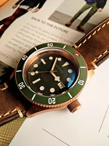 Orologio Aquatico Bronzo Mare Stella Automatico Uomo Cassa Bronzo/Quadrante Nero/Lunetta Verde - Foto 1 di 7