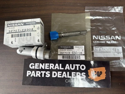 Genuine Nissan OEM Pinion assy-speedometer 720 DATSUN 1979/01-  32702-03N18 → - Image 1 of 4