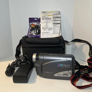 JVC Compact Super VHS-C Camcorder GR-SX850 300x Zoom Bundle Tested Read - Picture 1 of 10