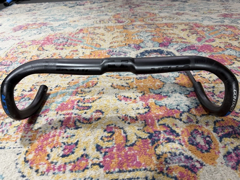 Manillar de carretera compacto de carbono Giant Contact SLR 44 cm 31,8 mm Foto 1 de 4