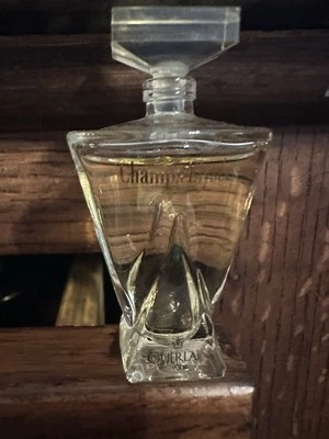 De colección Guerlain Champs Elysees Eau De Toilette Perfume Perfume Mini .17 Oz/5 ml Foto 1 de 4