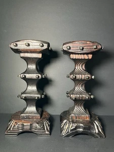 Vintage Paar spanische geschnitzte mittelalterliche/brutalistische klobige Kerzensäulen aus Holz 10 Zoll - Bild 1 von 10