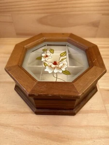 CARNATION PETALS Vintage Wood & Glass Jewellery Box Octagonal Keepsake Chest - Picture 1 of 18