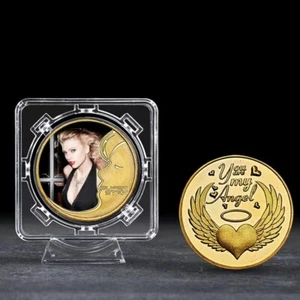 Moneda conmemorativa de Navidad Taylor Swift Berry Angel 2025 bien hecha caja de regalos - Imagen 1 de 1
