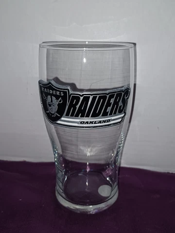 Oakland Raiders Glass With Metal Emblem Cover