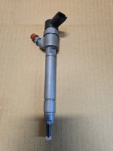 Volvo S60 S80 V70 XC70 XC90 2.4 D5 Bosch Diesel Injector 0445110251 0986435125 - Picture 1 of 5
